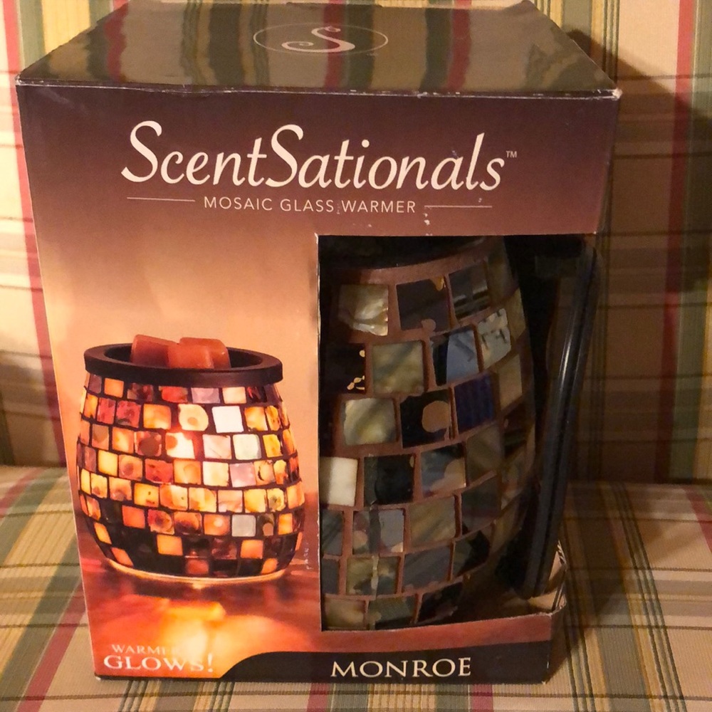 Monroe mosaic glass warmer
